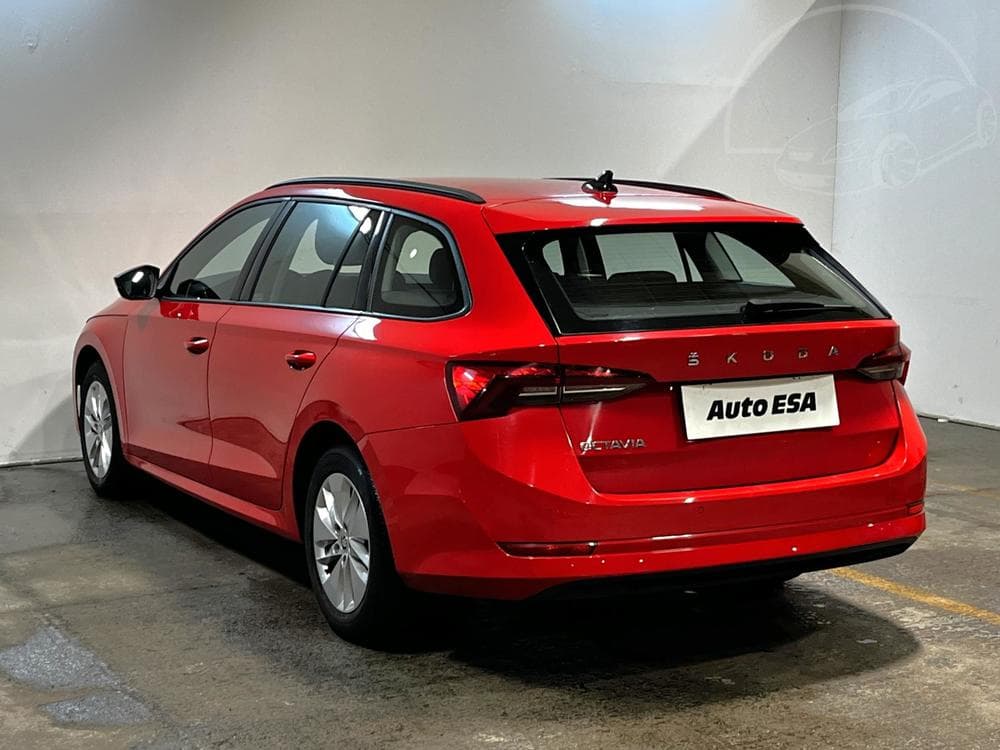 2020 Škoda OCTAVIA - 11