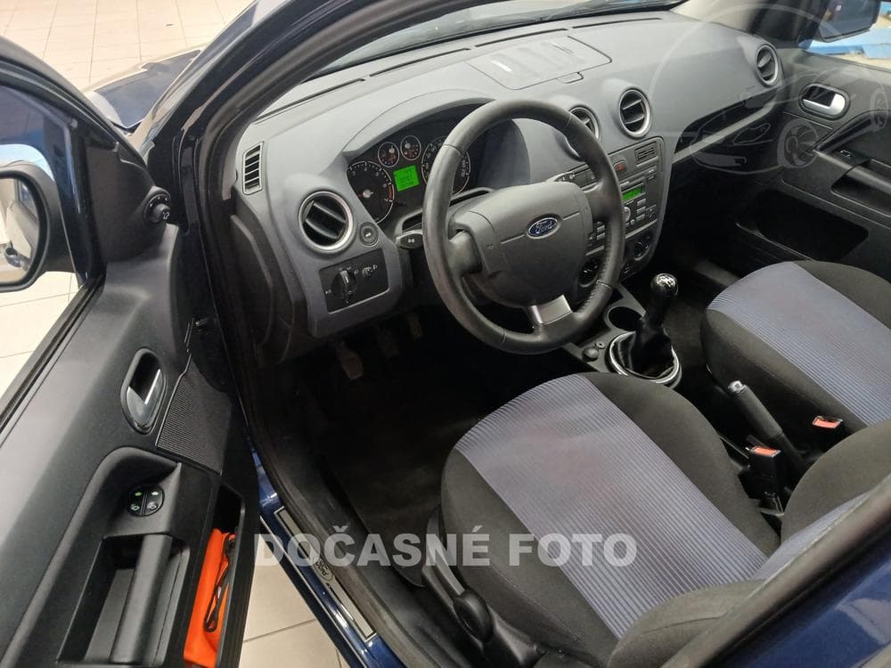 2010 Ford FUSION - 7