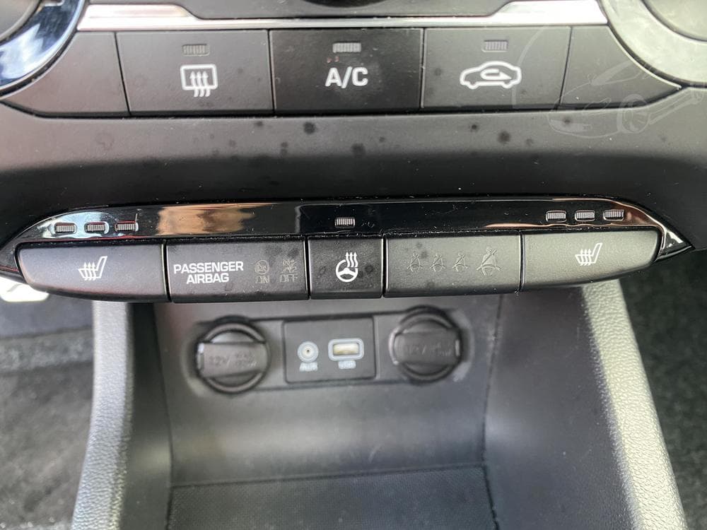 2016 Hyundai i20 - 17