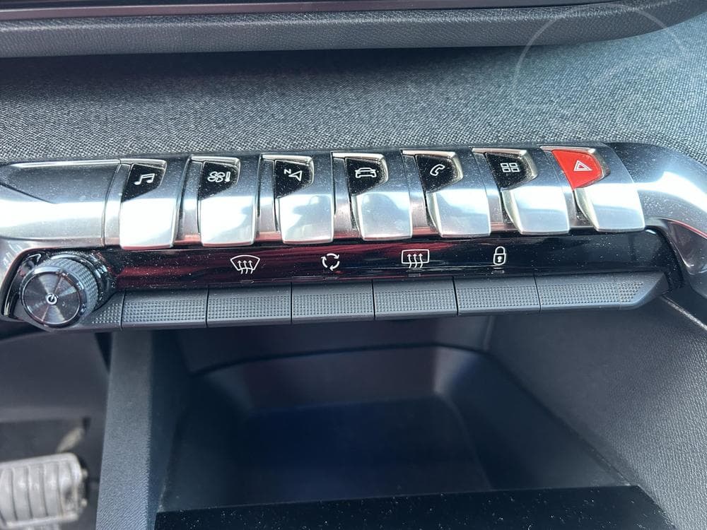 2018 Peugeot 3008 - 20