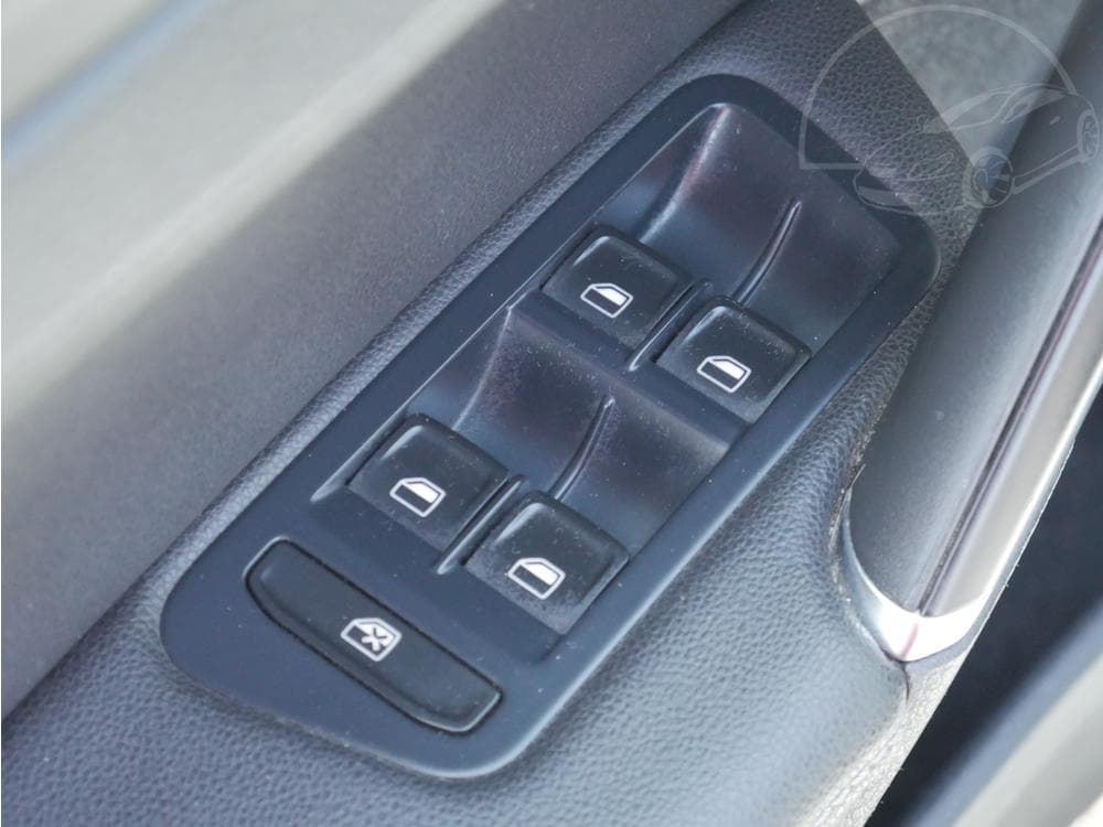 2014 Volkswagen GOLF - 31
