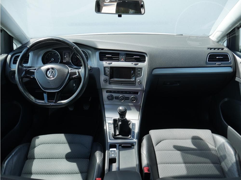 2014 Volkswagen GOLF - 15