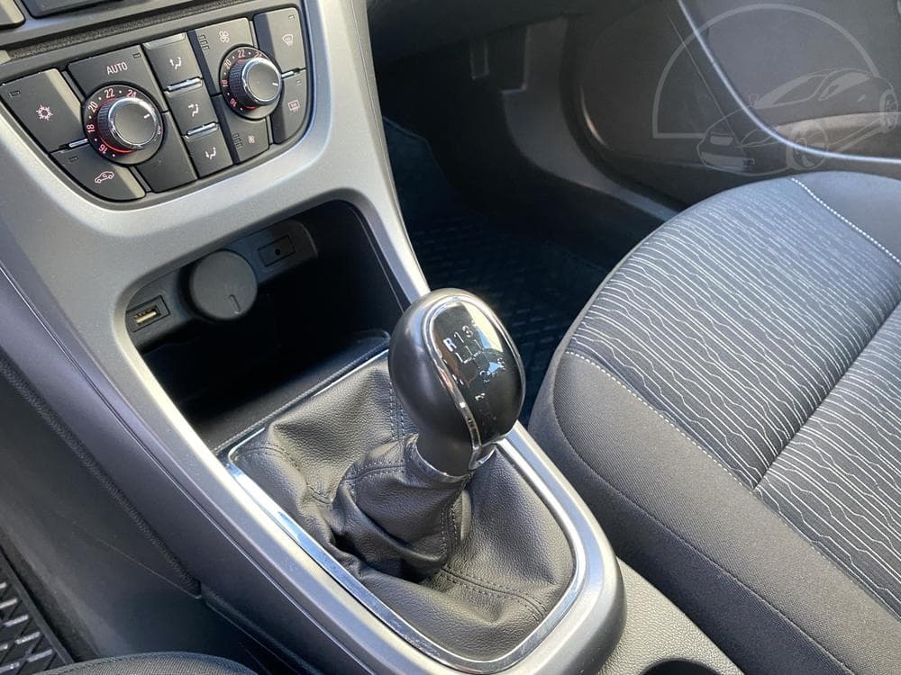2014 Opel ASTRA - 16