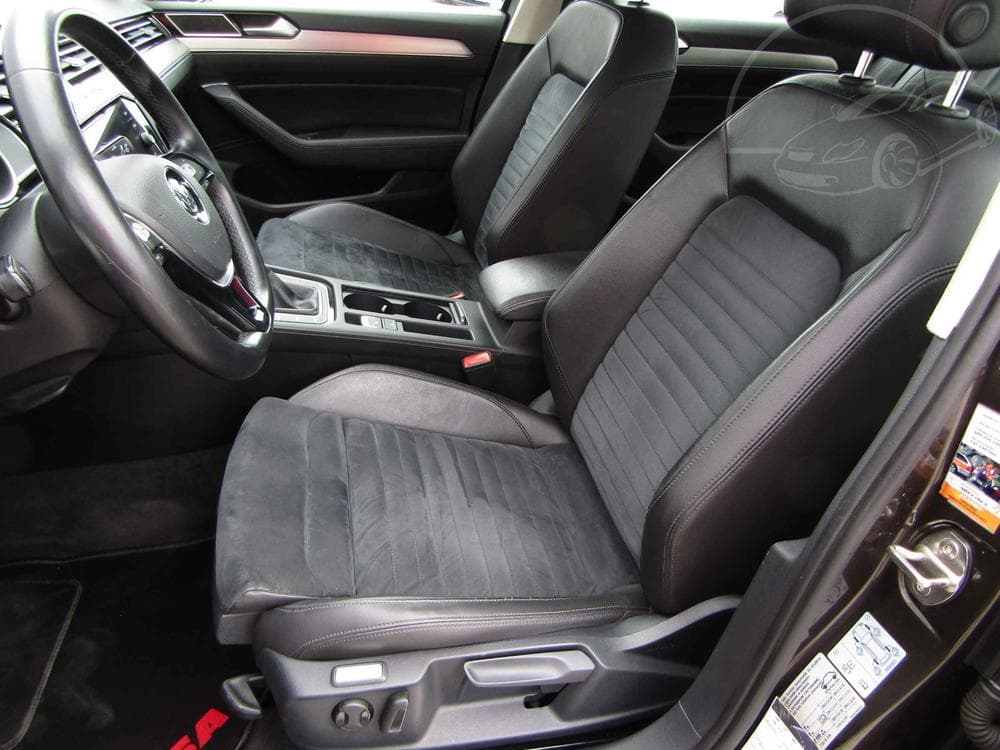 2018 Volkswagen PASSAT - 9
