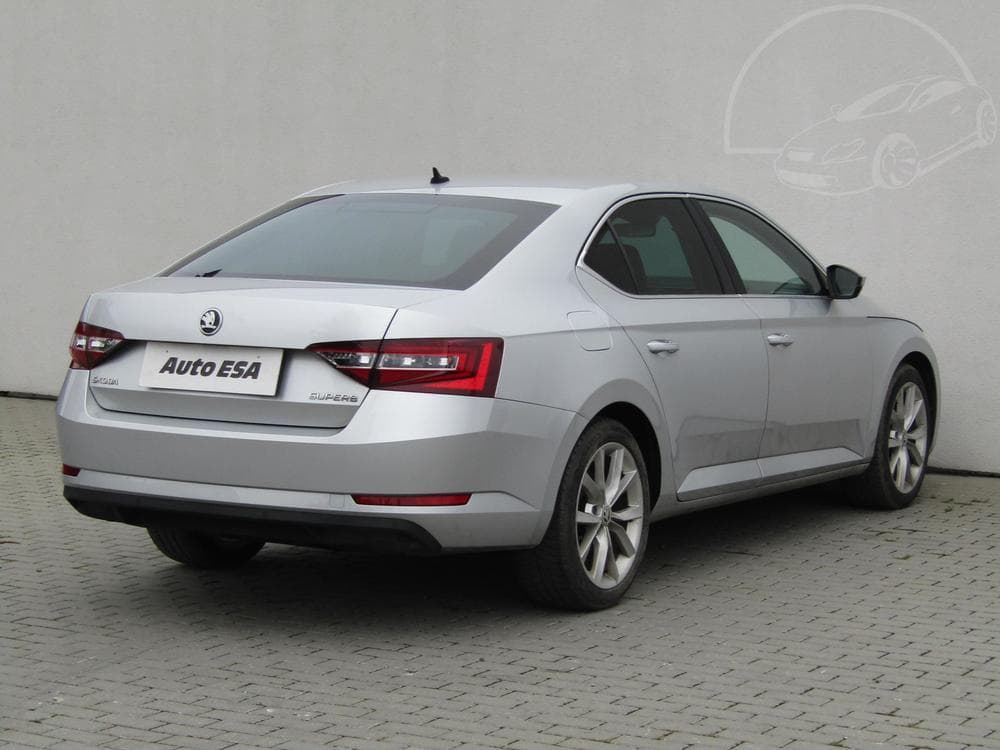 2016 Škoda SUPERB - 4