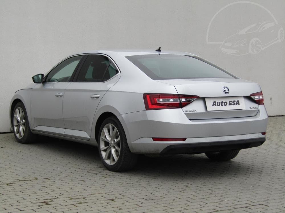 2016 Škoda SUPERB - 6
