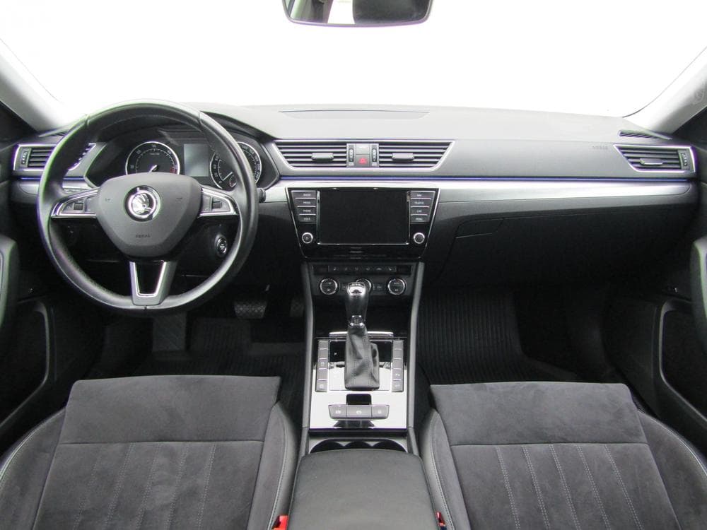 2016 Škoda SUPERB - 8