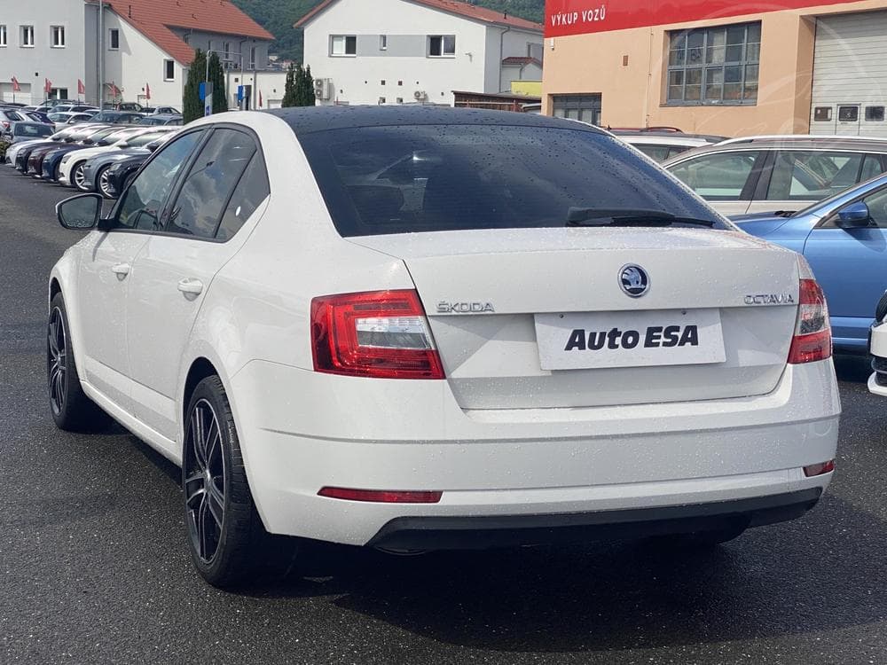 2018 Škoda OCTAVIA - 16
