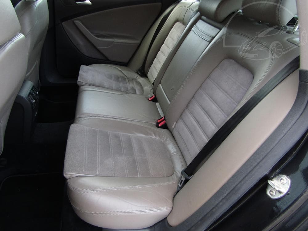 2009 Volkswagen PASSAT - 28