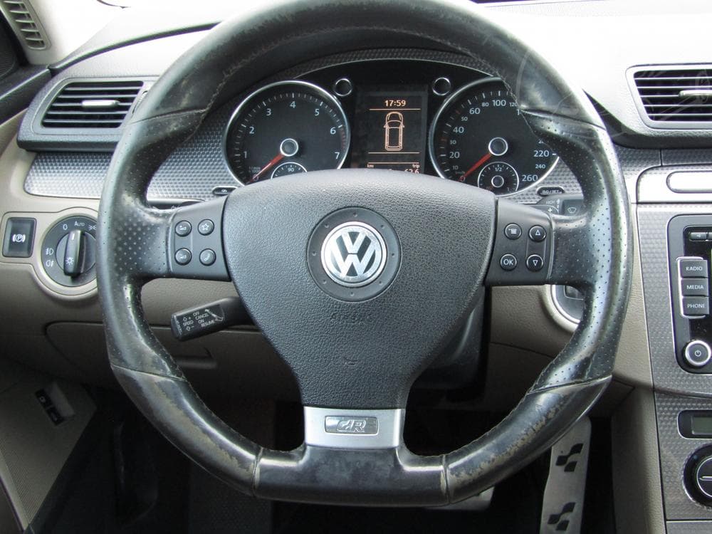 2009 Volkswagen PASSAT - 43