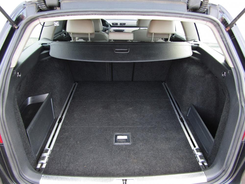 2009 Volkswagen PASSAT - 19