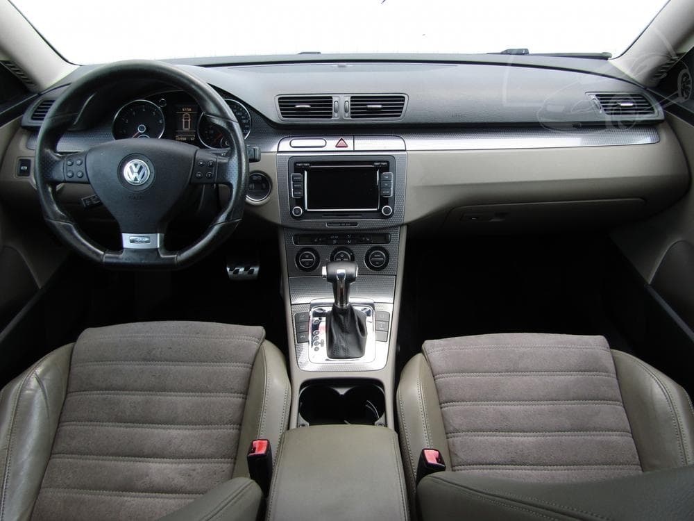 2009 Volkswagen PASSAT - 22