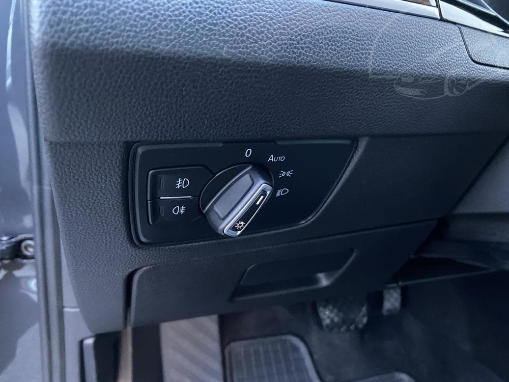 2015 Volkswagen PASSAT - 29