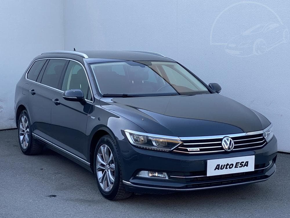 2015 Volkswagen PASSAT