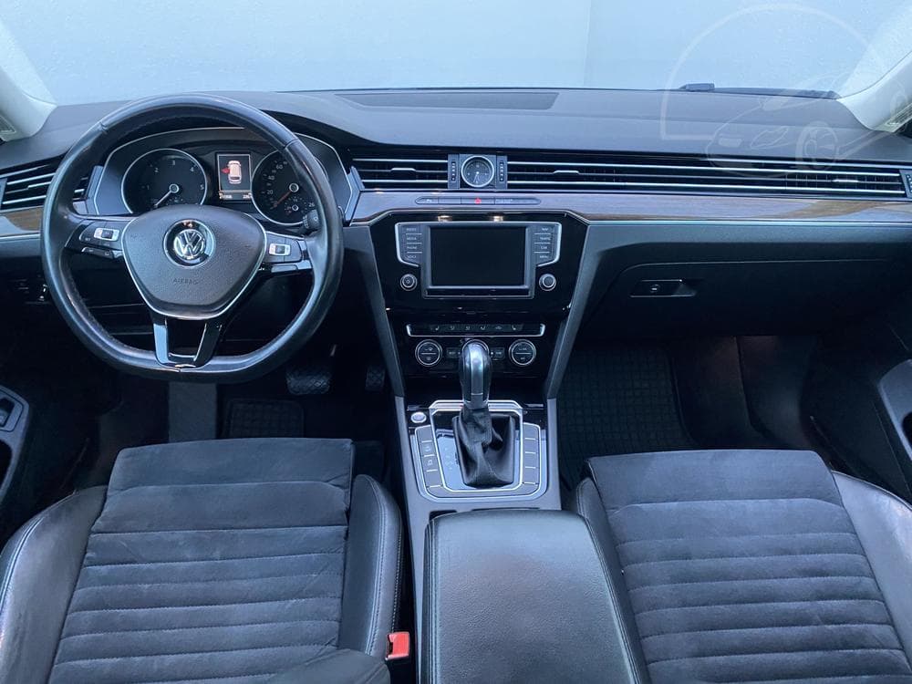 2015 Volkswagen PASSAT - 15