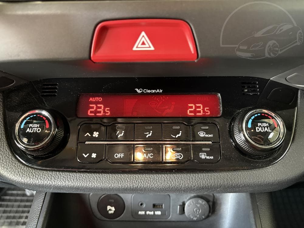 2011 Kia SPORTAGE - 25