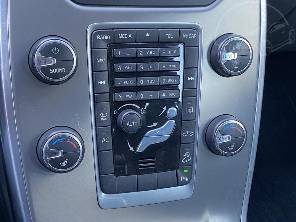 2012 Volvo Xc70 - 29