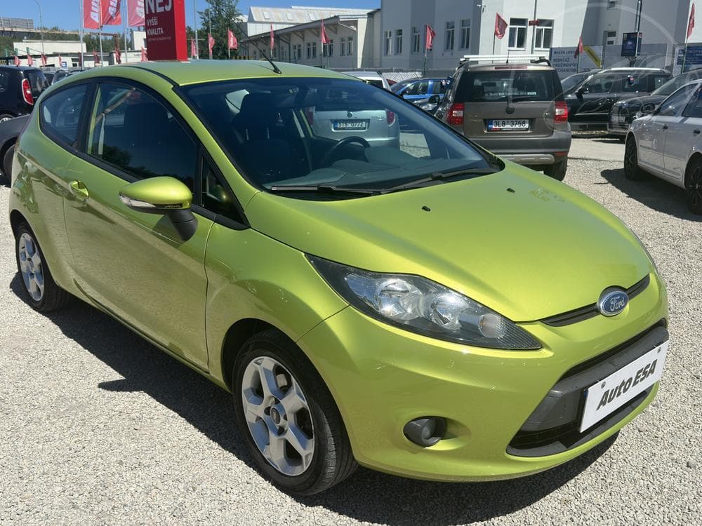 2010 Ford FIESTA