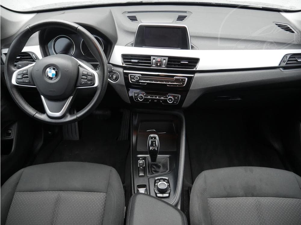 2020 BMW X1 - 13