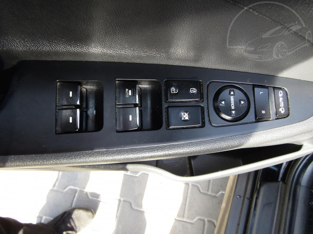 2016 Hyundai TUCSON - 11