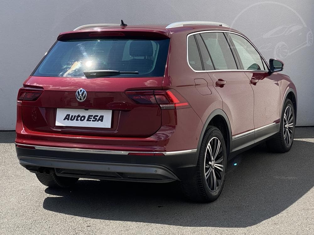 2017 Volkswagen TIGUAN - 4