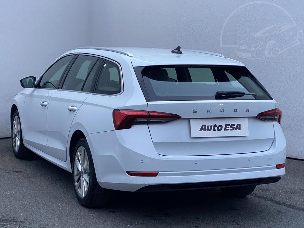 2020 Škoda OCTAVIA - 11