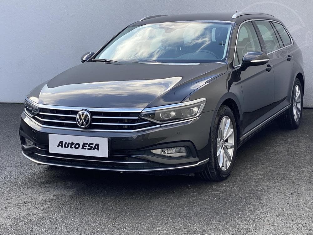 2020 Volkswagen PASSAT - 5