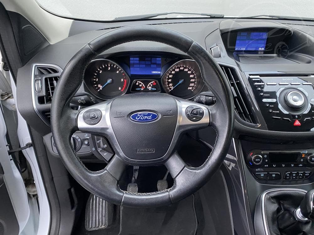 2015 Ford Kuga - 11