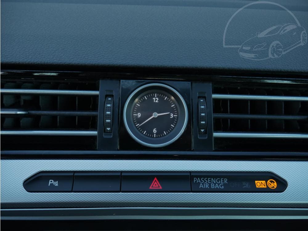 2018 Volkswagen PASSAT - 20