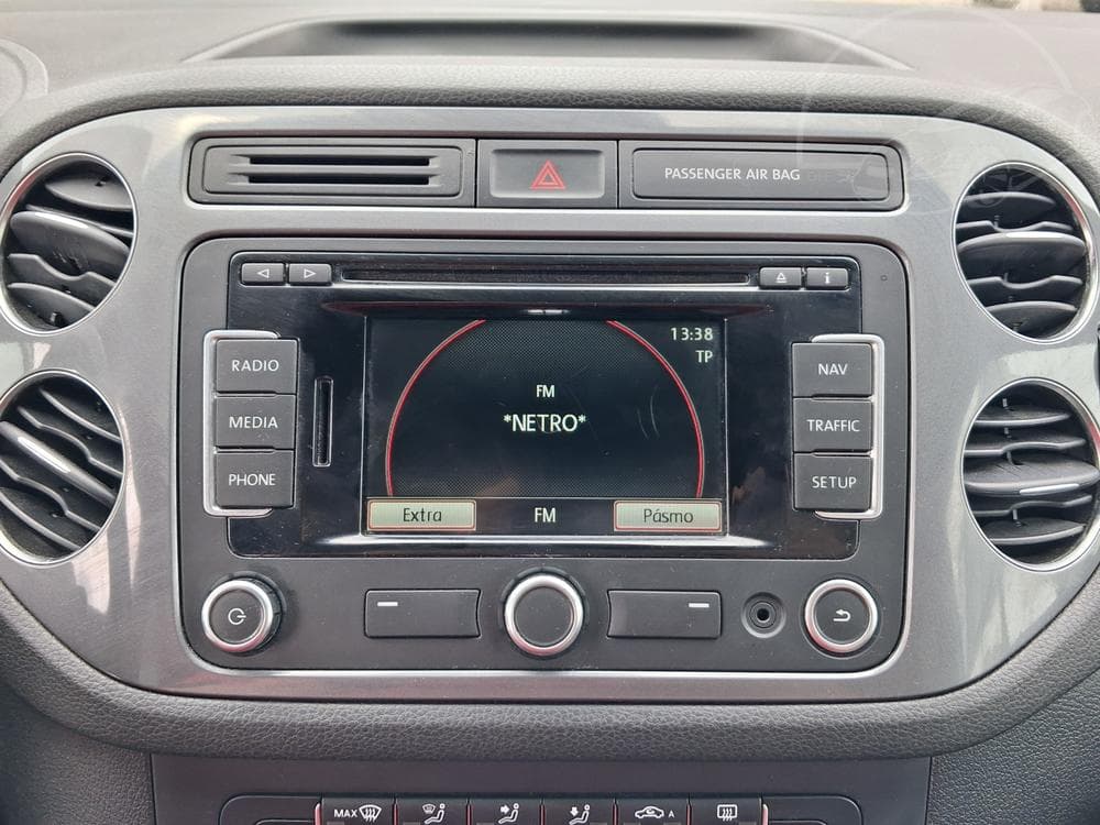 2014 Volkswagen TIGUAN - 16