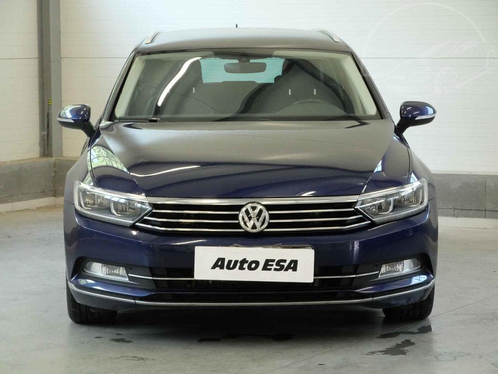 2019 Volkswagen PASSAT - 2