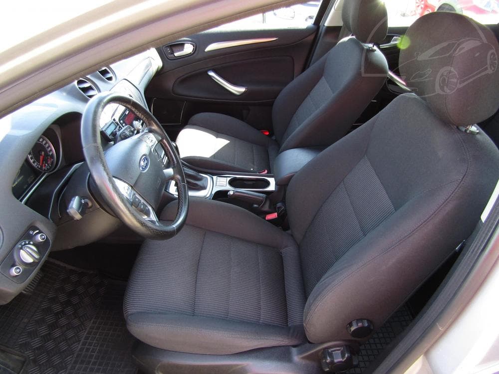 2010 Ford MONDEO - 10