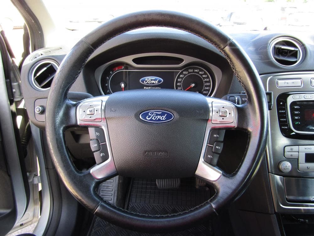 2010 Ford MONDEO - 13