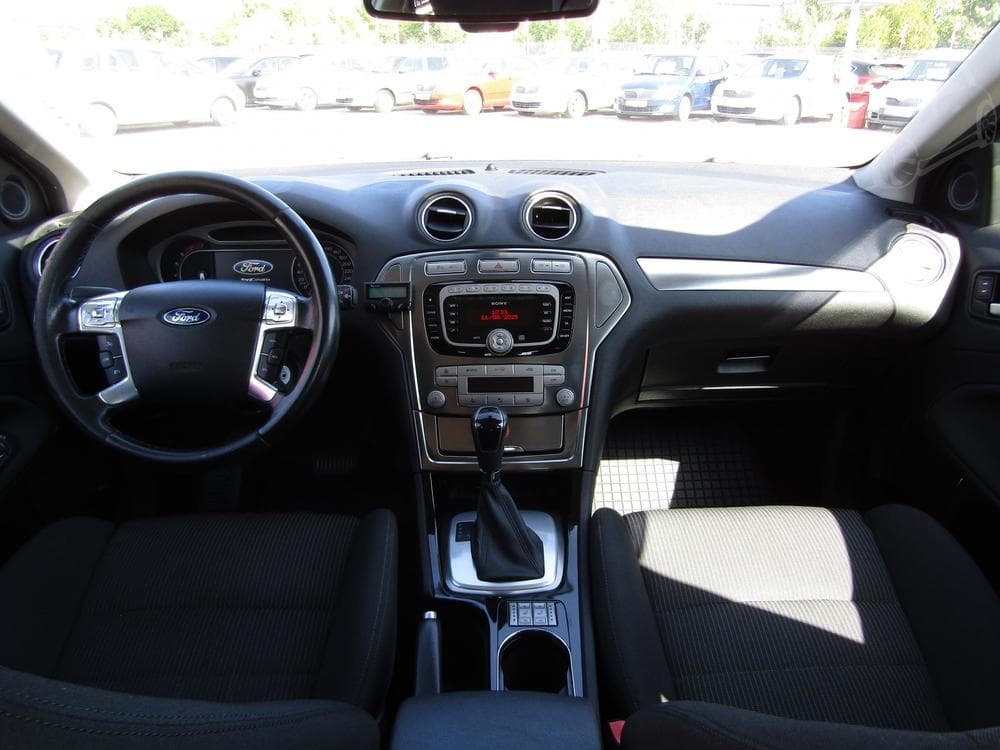 2010 Ford MONDEO - 9
