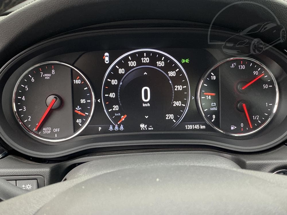 2018 Opel Insignia - 18