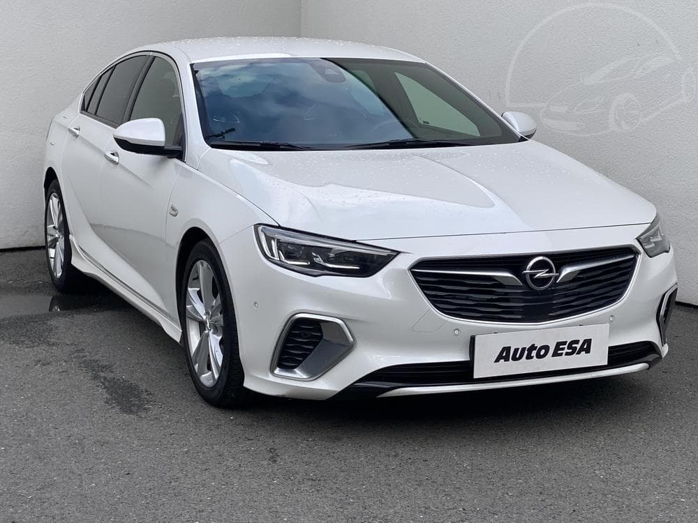 Opel Insignia 2.0 T Serv.kniha, ČR