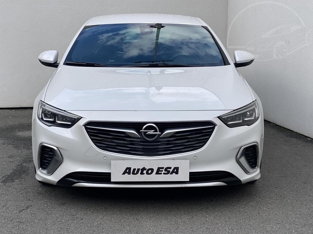 2018 Opel Insignia - 2