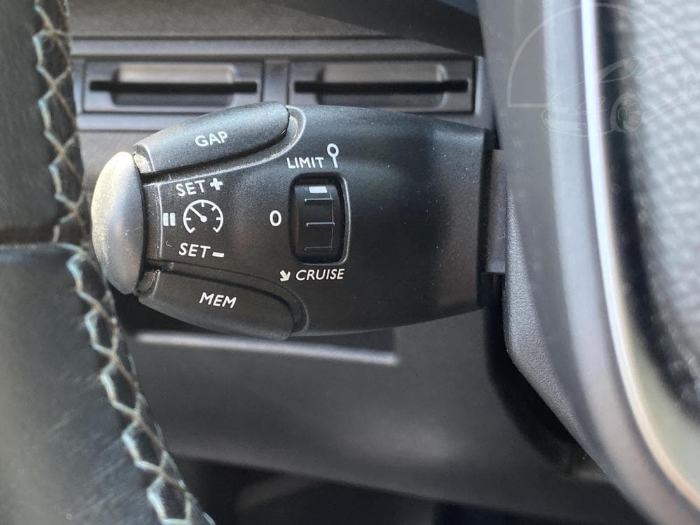 2020 Peugeot 3008 - 37