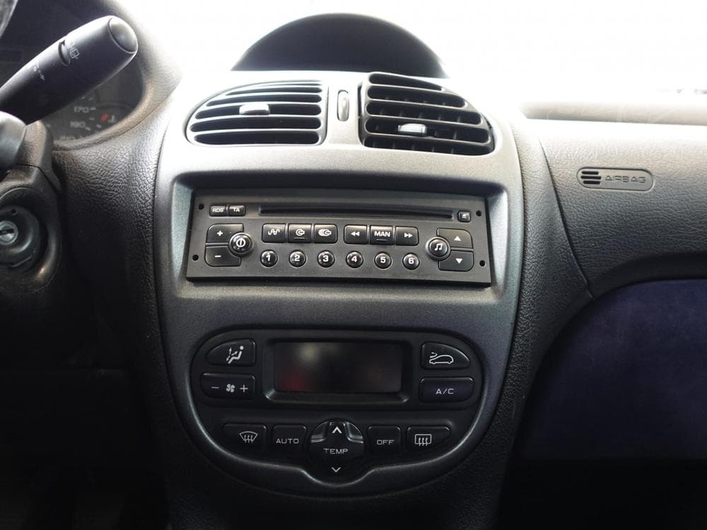2003 Peugeot 206 - 13