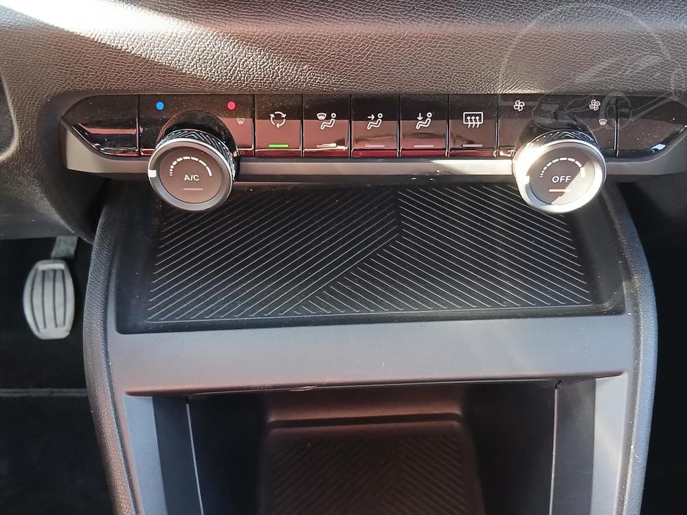 2022 Citroen C4 - 16