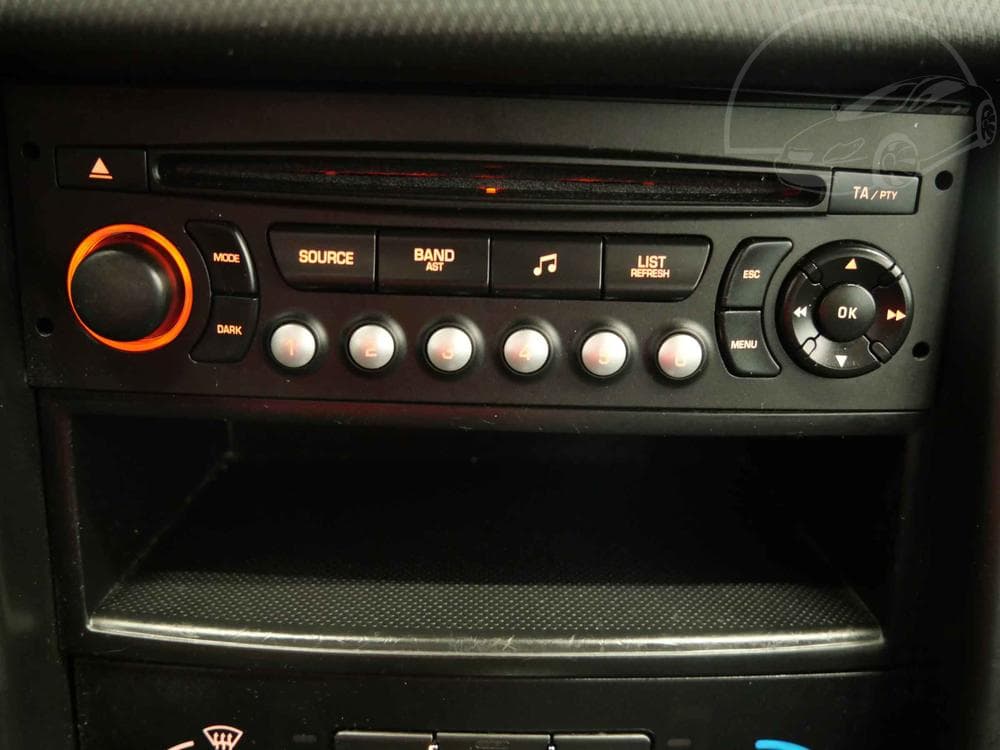 2011 Peugeot 207 - 15