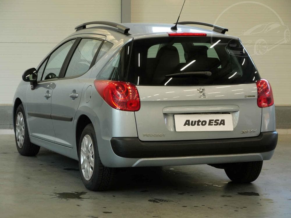 2011 Peugeot 207 - 6