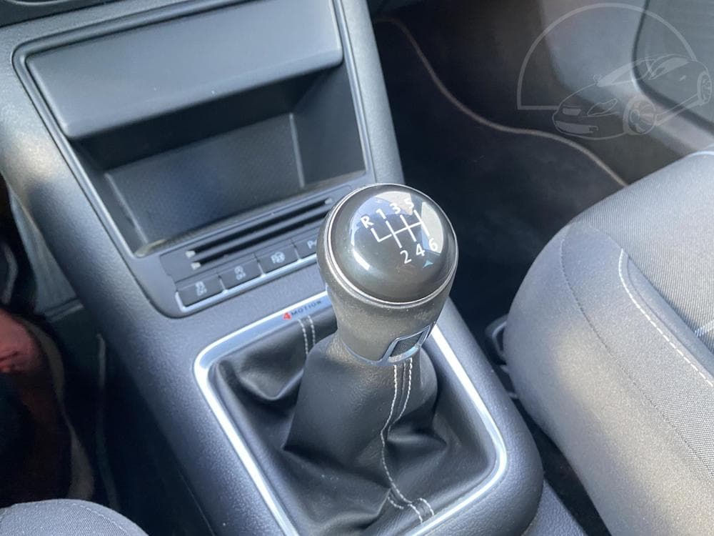 2015 Volkswagen Tiguan - 16