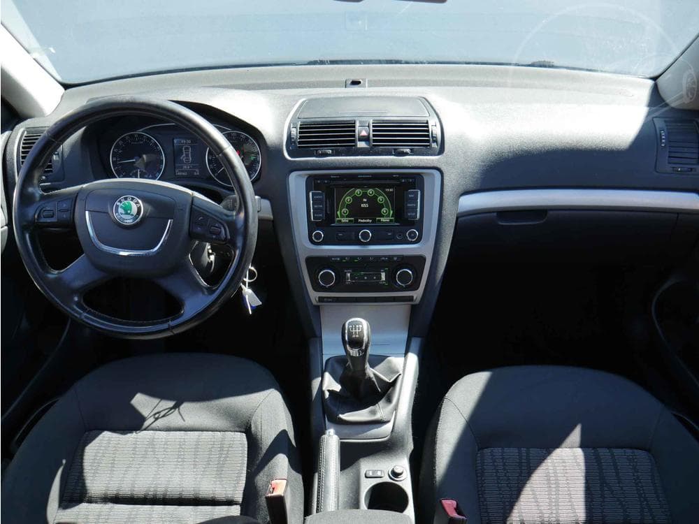 2010 Škoda OCTAVIA - 8