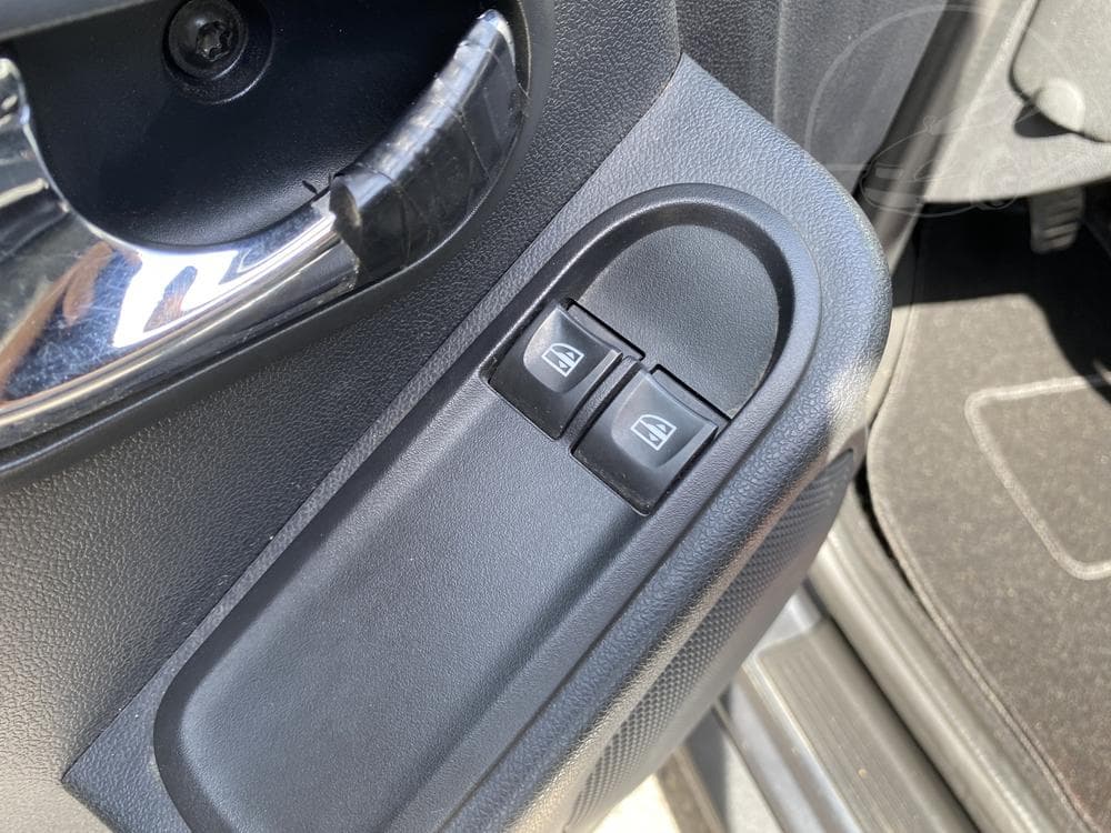 2014 Dacia DUSTER - 25