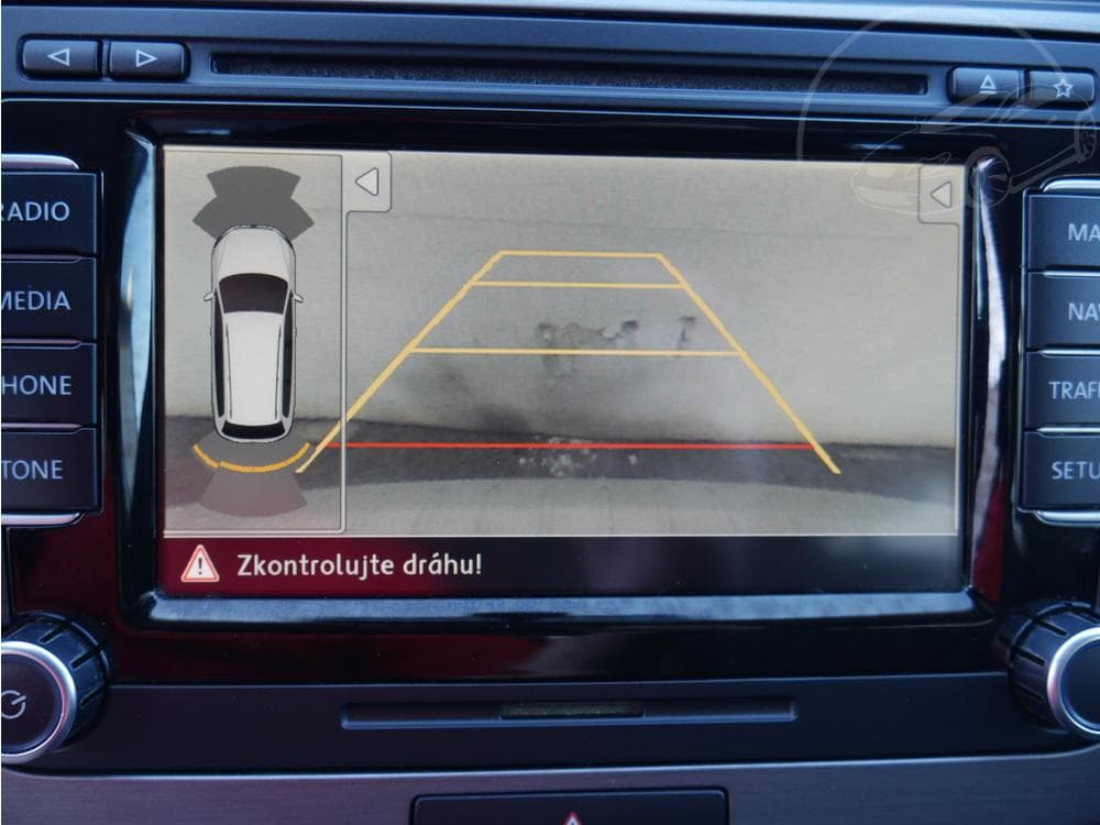 2013 Volkswagen PASSAT - 25