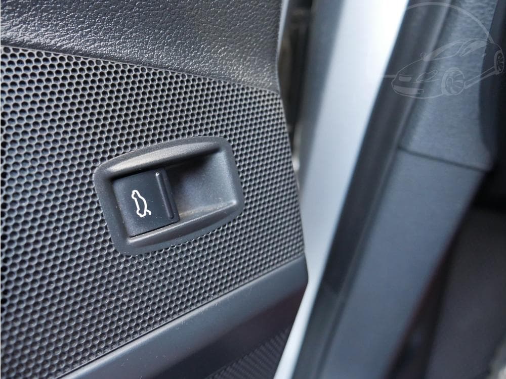 2013 Volkswagen PASSAT - 29