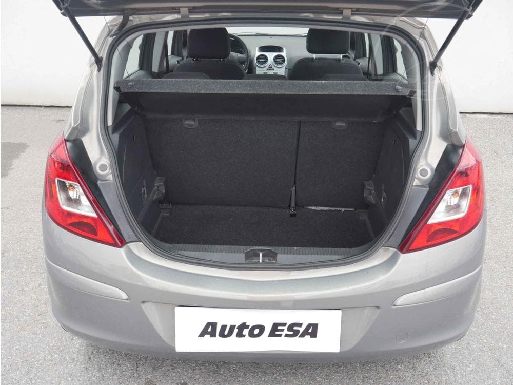 2011 Opel CORSA - 7