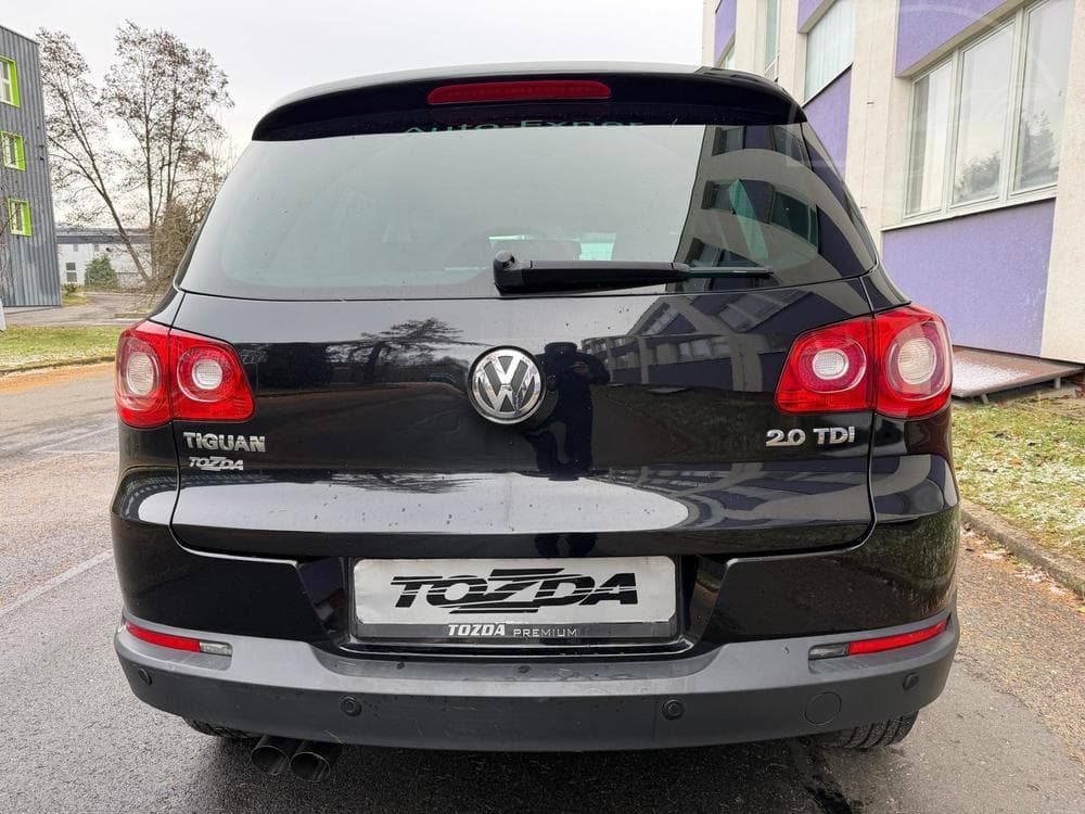 2010 Volkswagen TIGUAN - 4