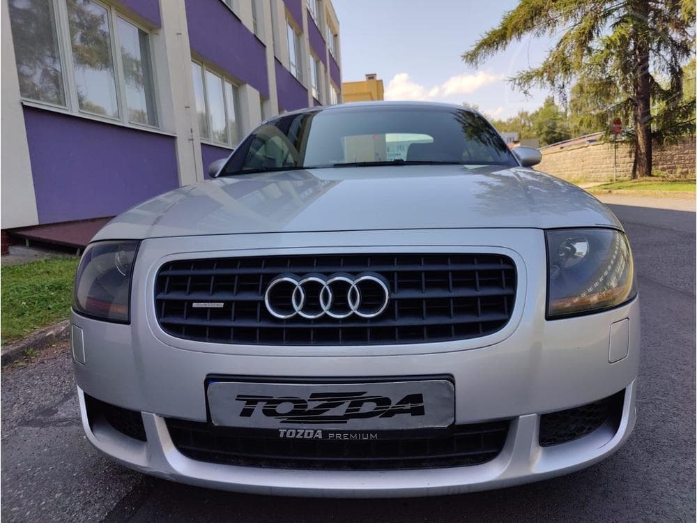 2003 Audi TT - 7